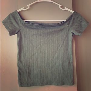 H&M: Green off the shoulder crop top